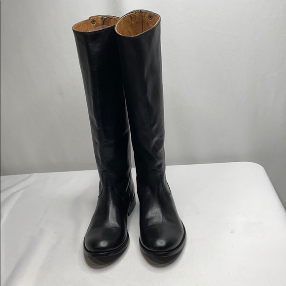 Frye Shoes - FRYE MELISSA BUTTON BACK ZIP BOOT